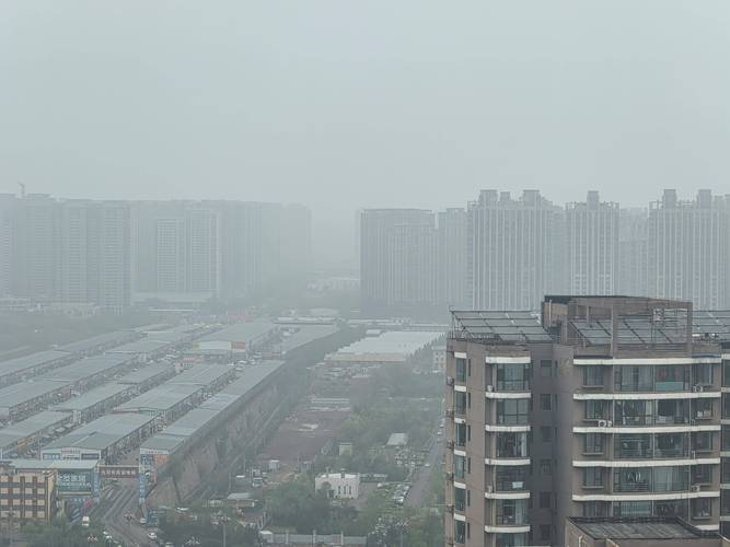 陕西省城固县发布大雾黄色预警