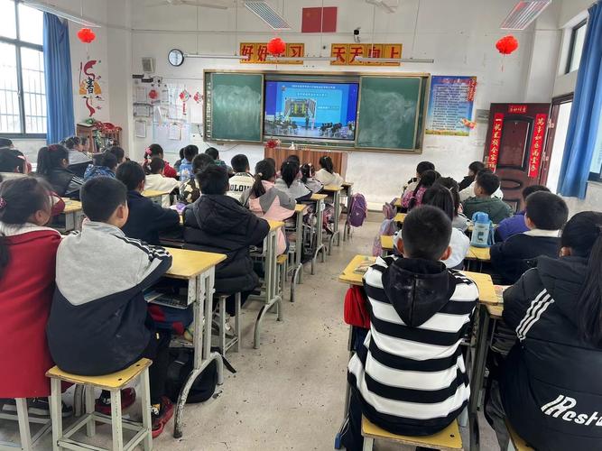 黄山市疏散营救遇险被困民众7144人