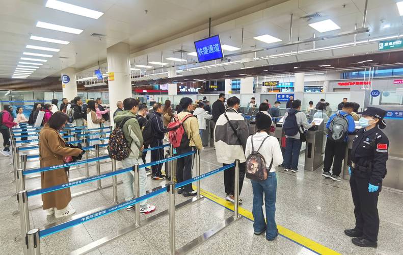 国庆黄金周深圳多口岸出入境人员大增