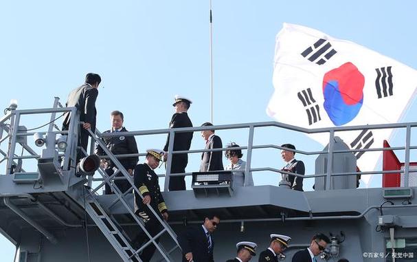 韩国海军欲解缺人难题