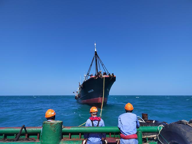 东方八所海上搜救分中心成功搜寻救助一艘失联参赛帆船