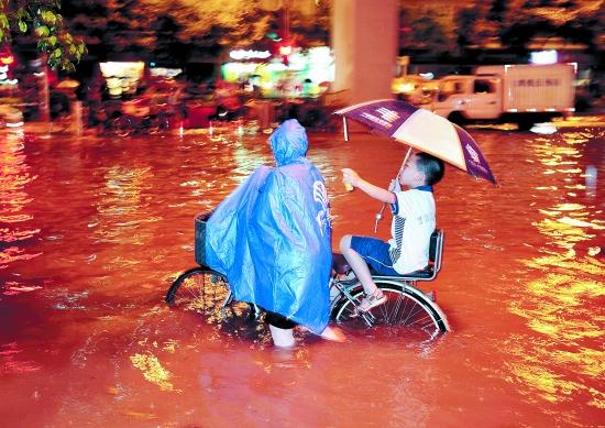 陕西省汉滨区发布暴雨红色预警