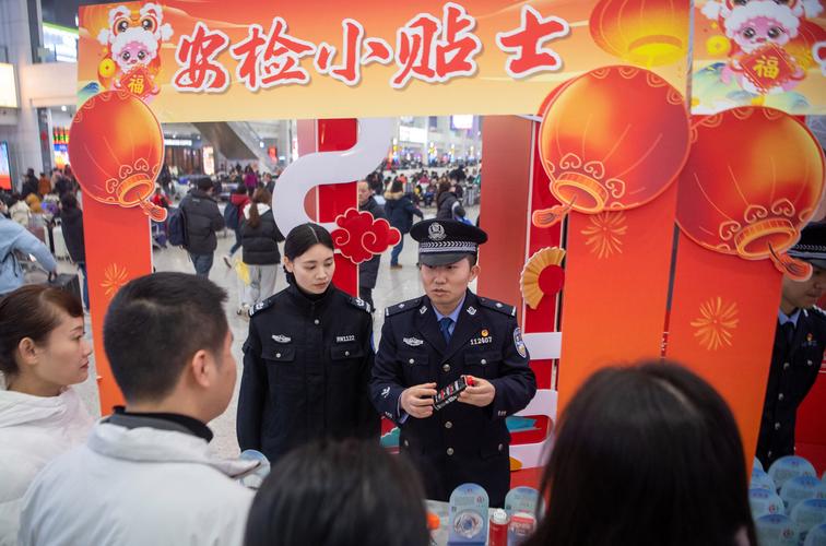 「春运进行时」“探路先锋”做动检