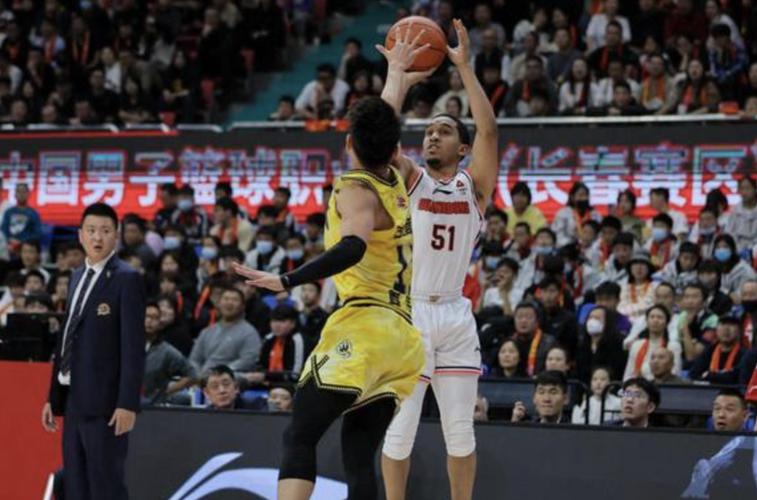 CBA:皮特森空砍60分 吉林主场不敌广东