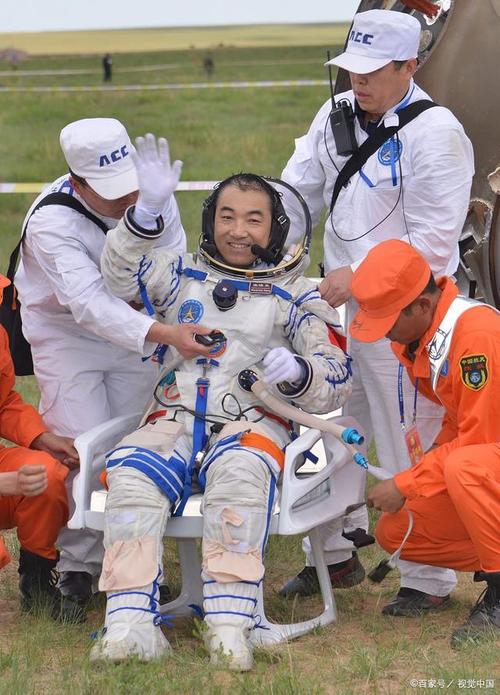 航天员出舱活动都需要哪些“法宝”?一起来认识这些绝佳帮手→