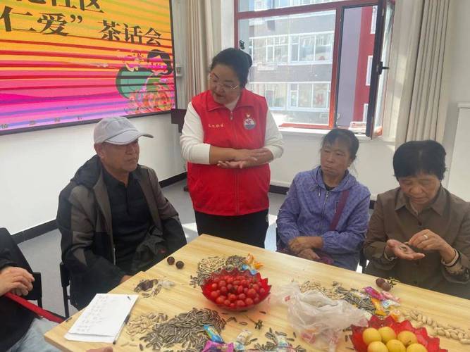 观澜街道:社区书记茶话会搭就业服务平台