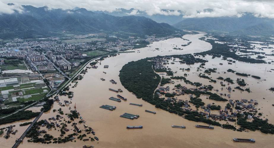 警惕“龙舟水”致灾 珠三角等地未来三天仍暴雨连连