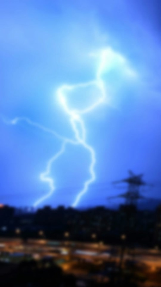陕西省洋县发布雷雨大风黄色预警