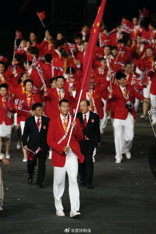 篮球运动员曾八次担任奥运会开幕式旗手